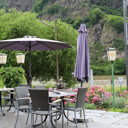 Alt Reinsport Hotel Piesport Bagian luar foto