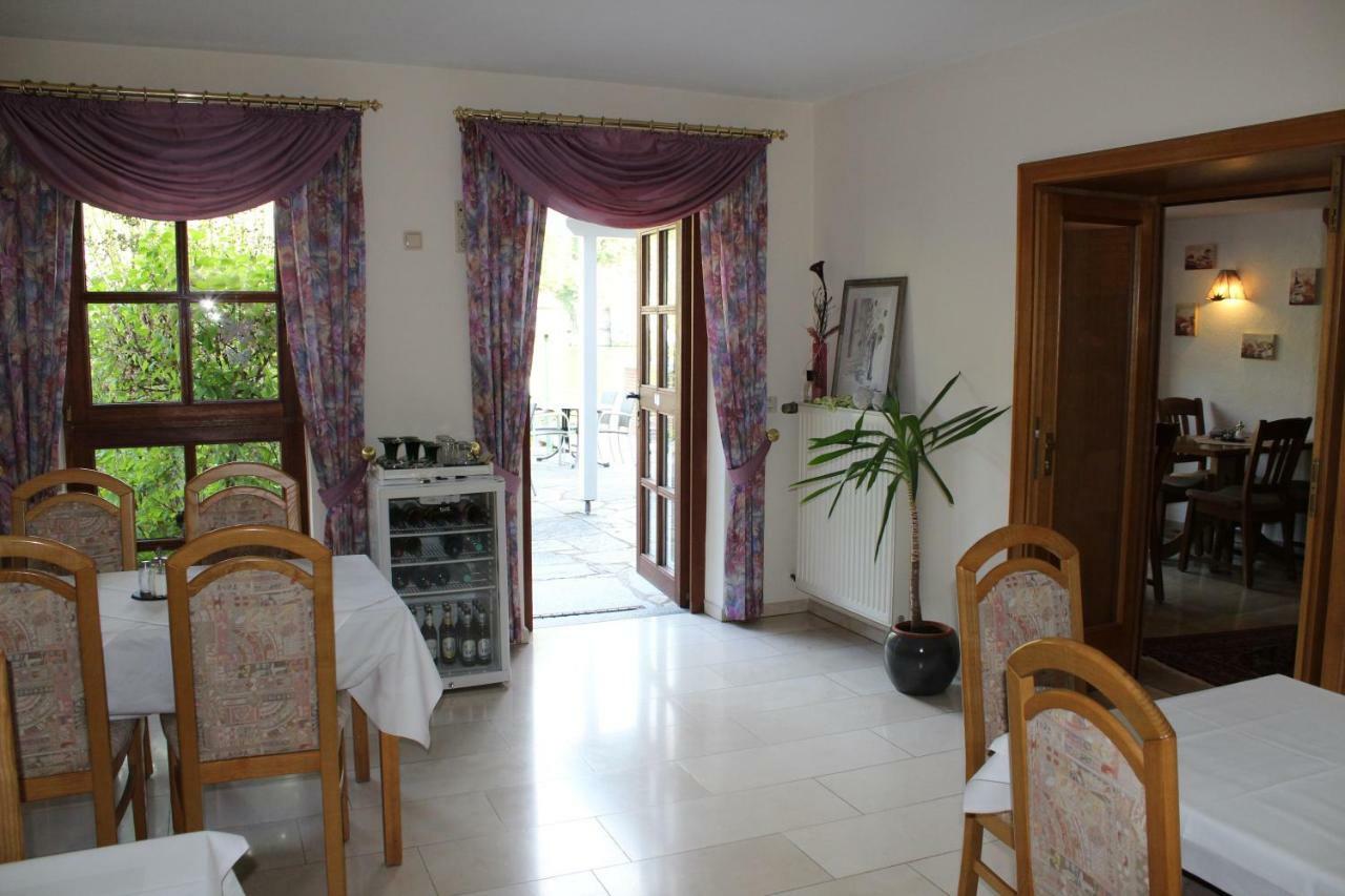 Alt Reinsport Hotel Piesport Bagian luar foto