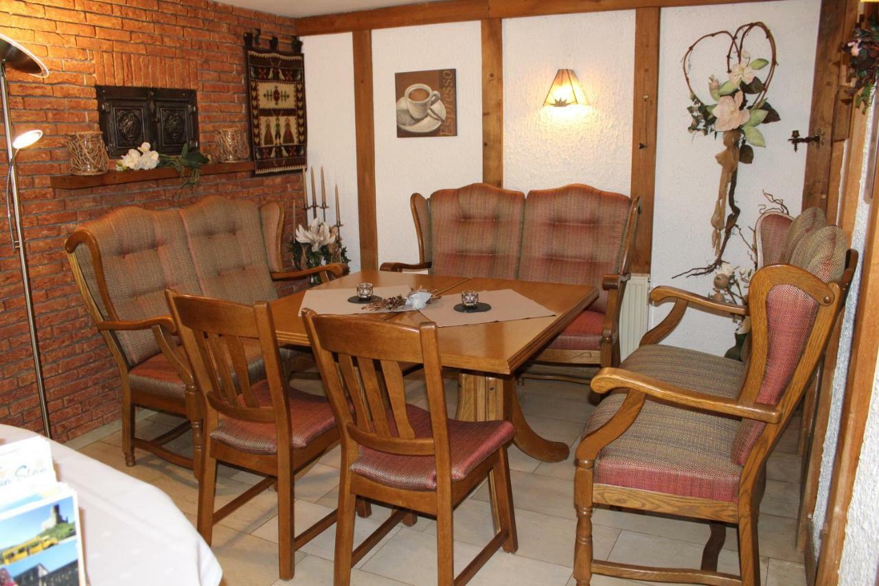 Alt Reinsport Hotel Piesport Bagian luar foto